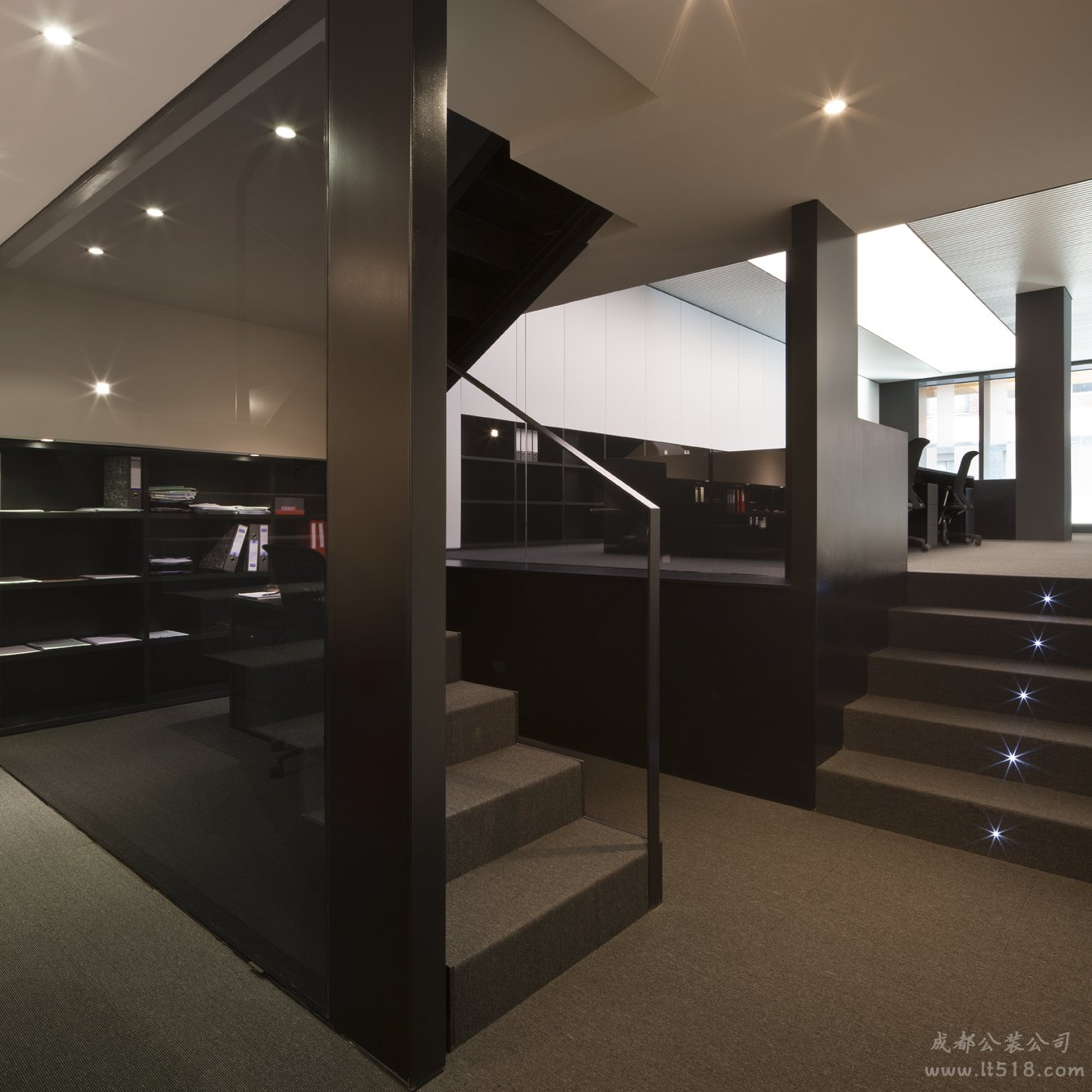 成都辦公室裝修哪家好？辦公室裝修應(yīng)該